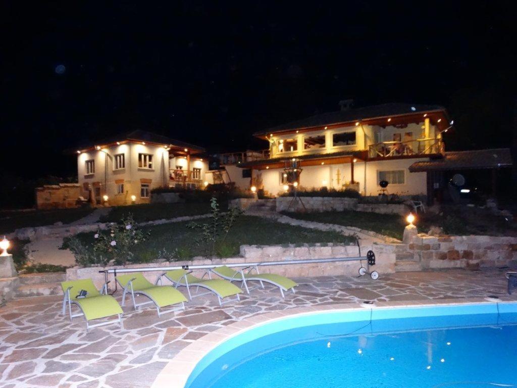 Guest House Biekorf Kostandenets 외부 사진