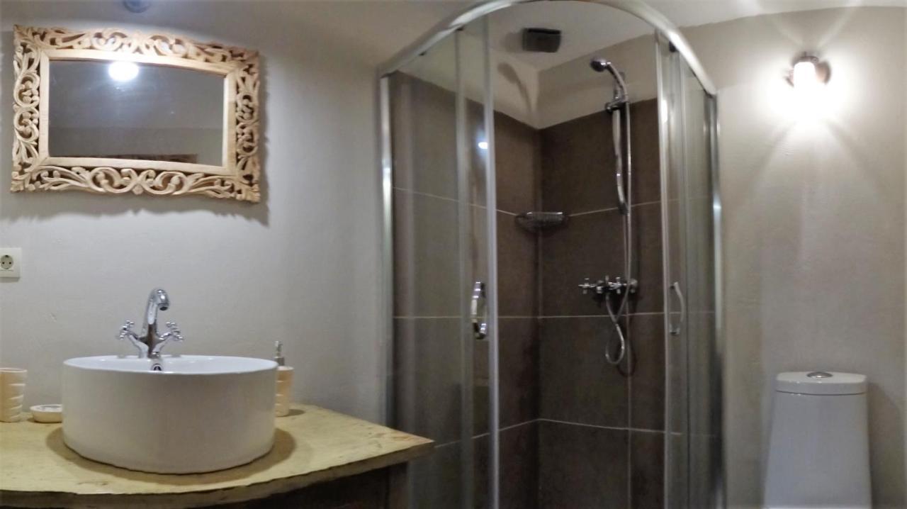 Guest House Biekorf Kostandenets 외부 사진